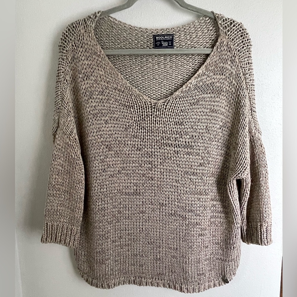 Woolrich knit sweater. Cream gray beautiful